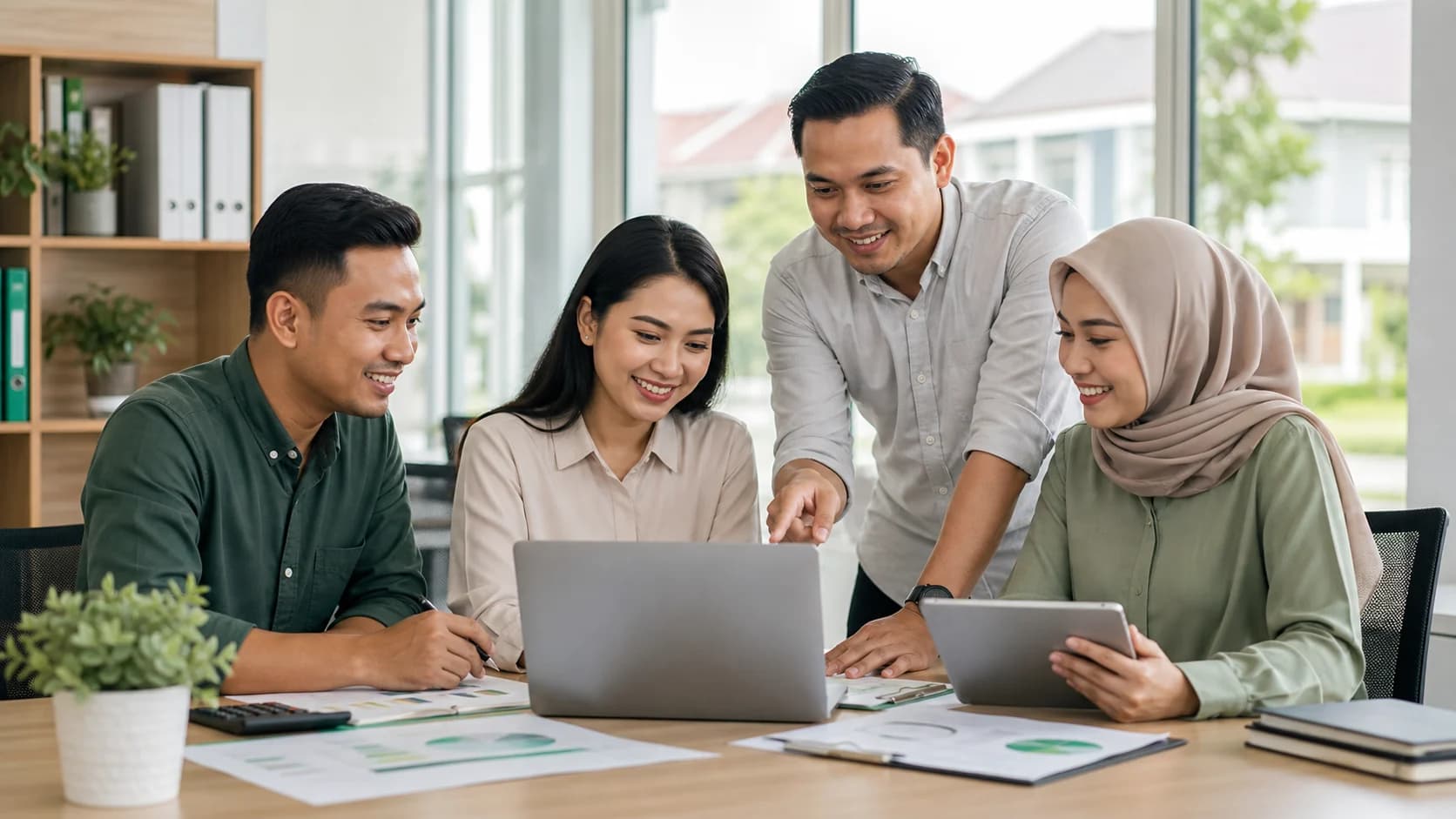 Tim pengelola komunitas menggunakan WazzPay untuk tagihan digital
